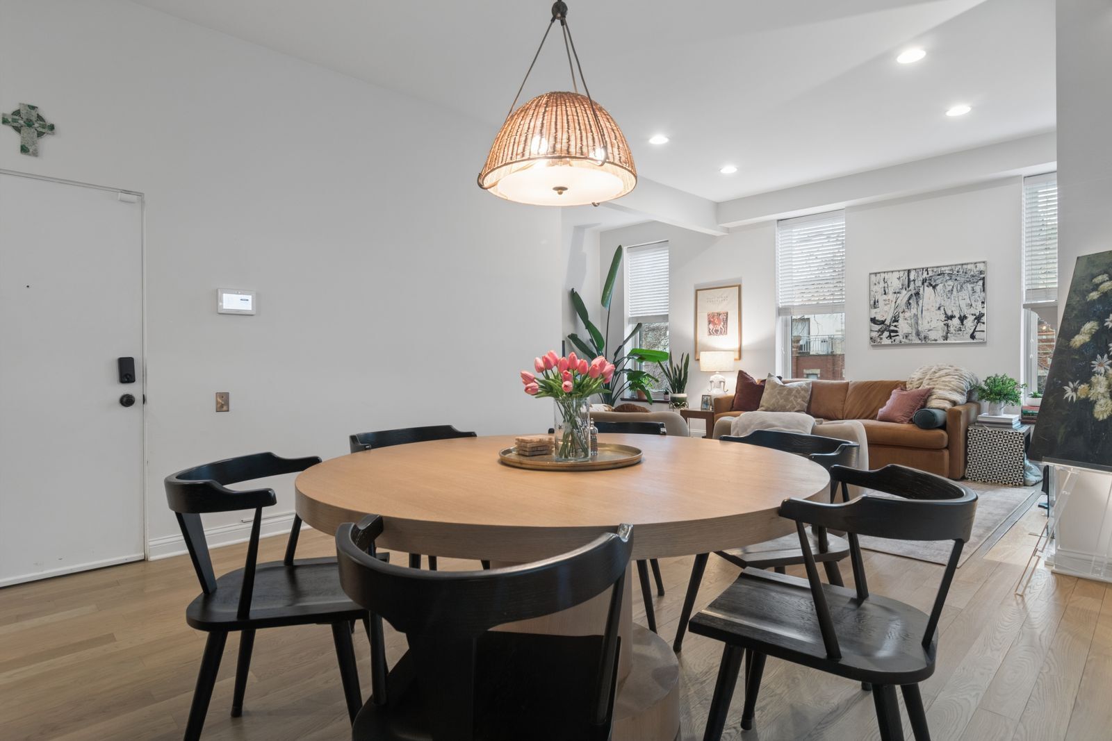 1667 N Bissell Street Unit: 2