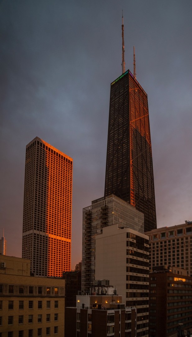 990 N LAKE SHORE Drive Unit: 16C