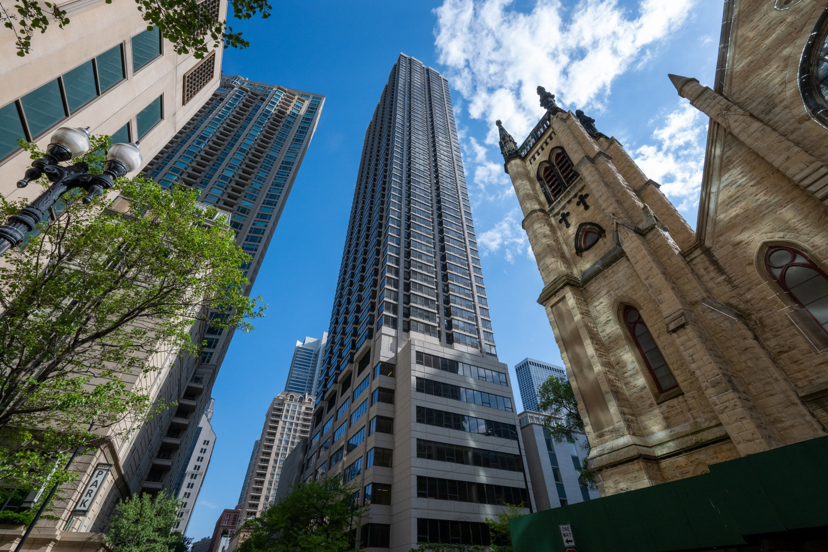 30 E Huron Street Unit: 2204