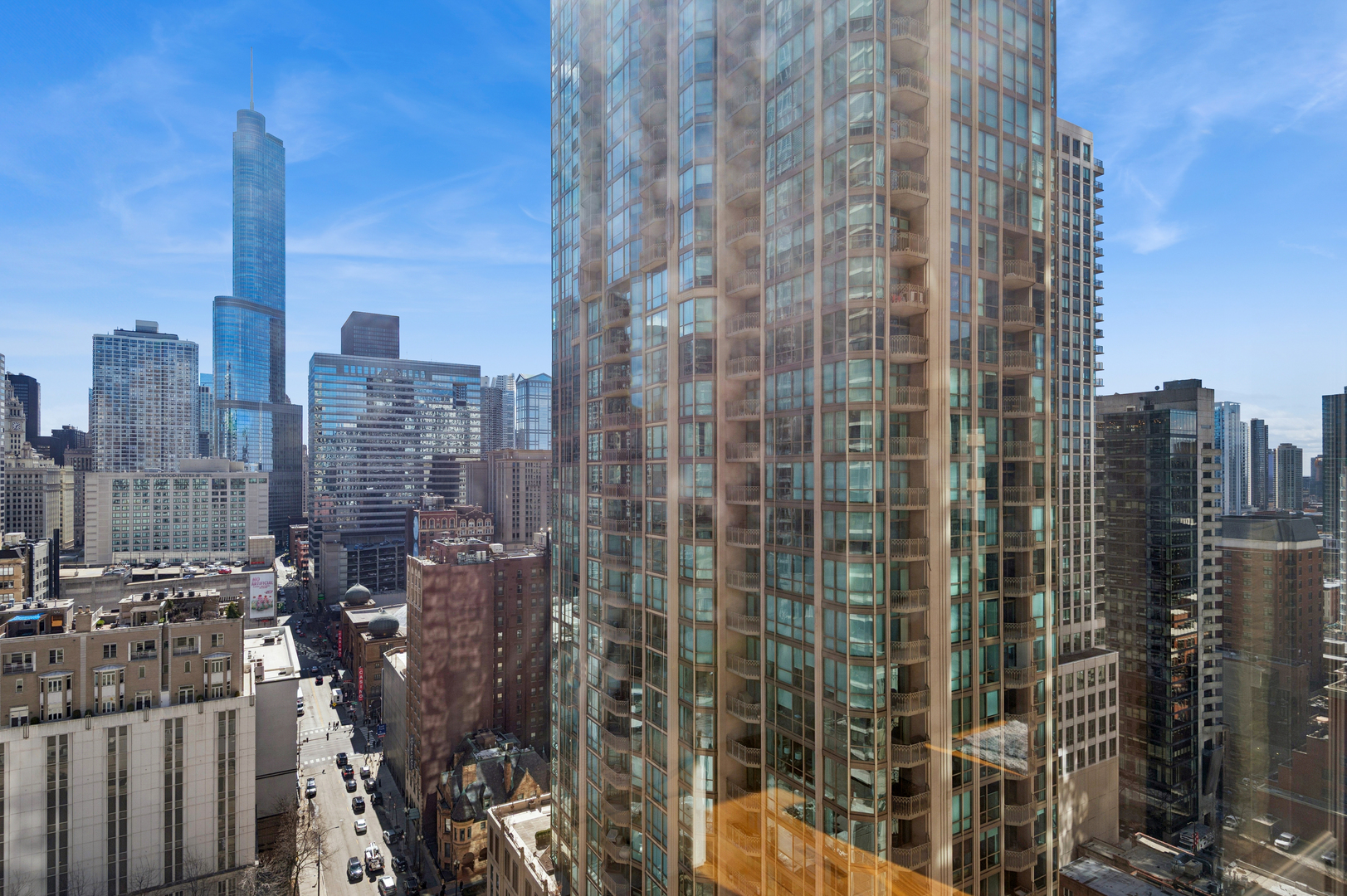 30 E Huron Street Unit: 2204