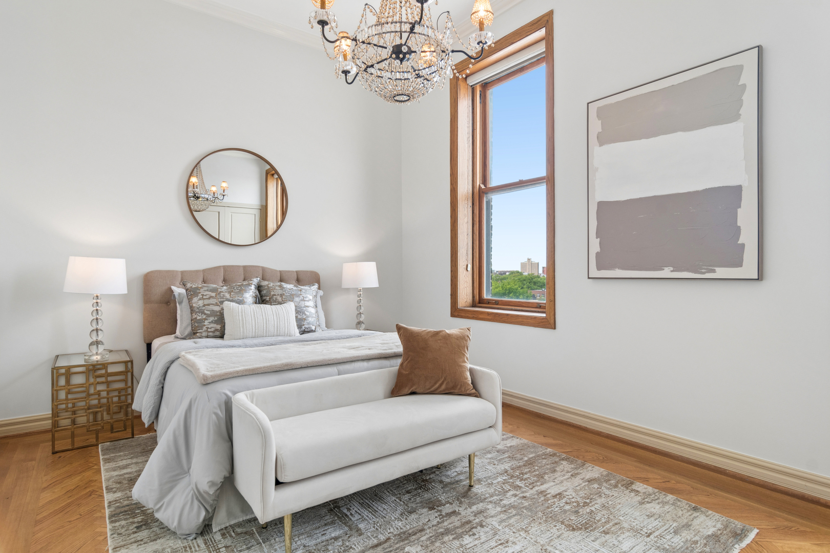 550 W Surf Street Unit: 609