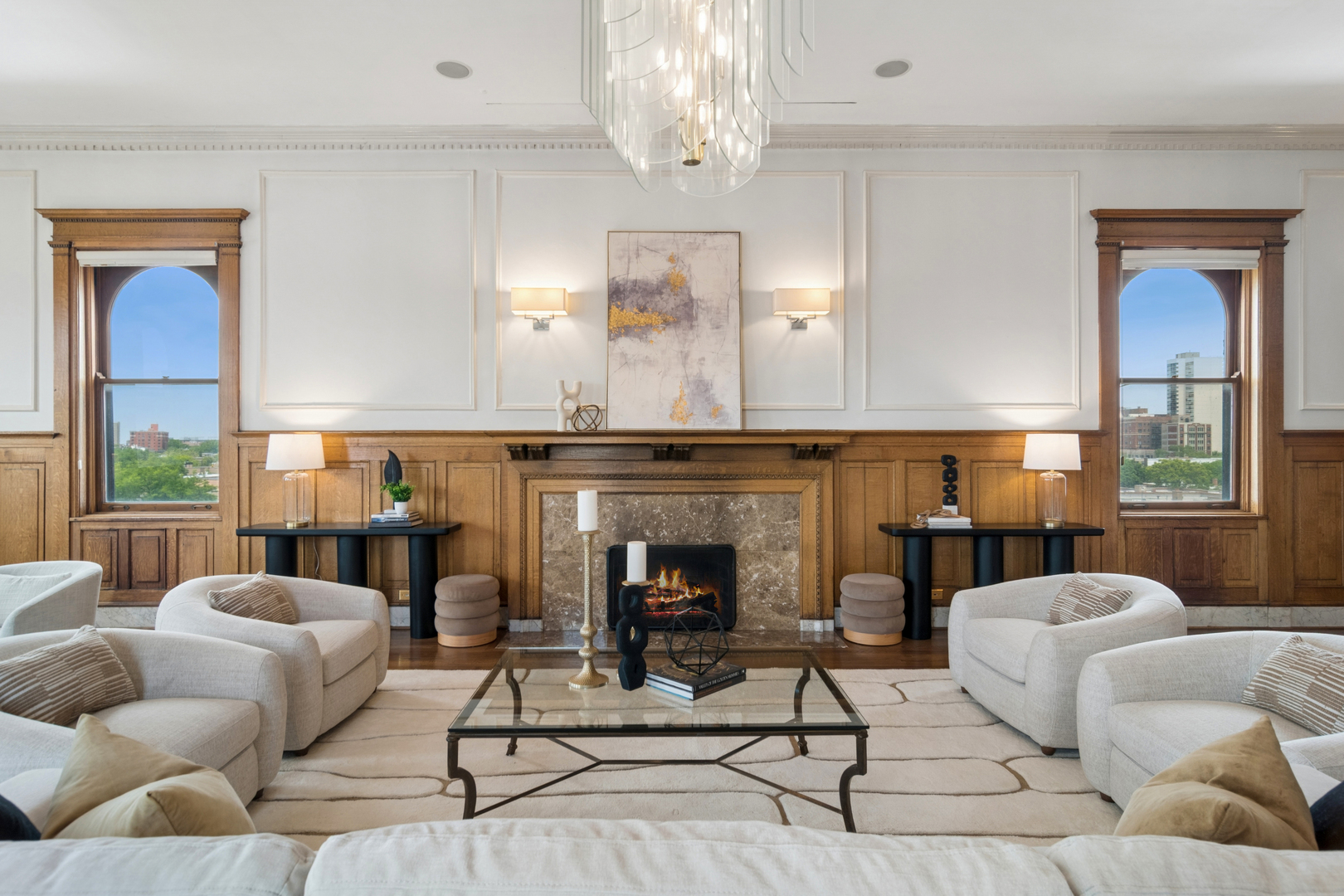 550 W Surf Street Unit: 609