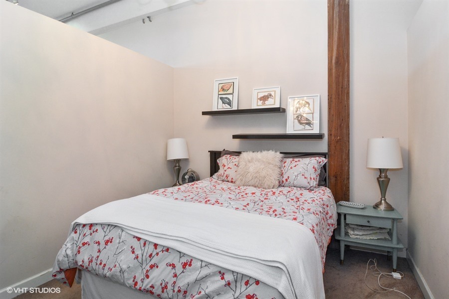 824 W Superior Street Unit: 410