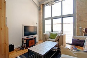 824 W Superior Street Unit: 410