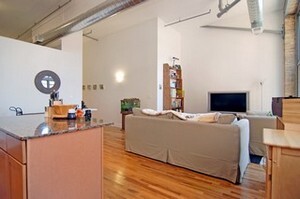 824 W Superior Street Unit: 410