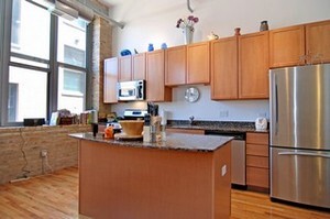 824 W Superior Street Unit: 410