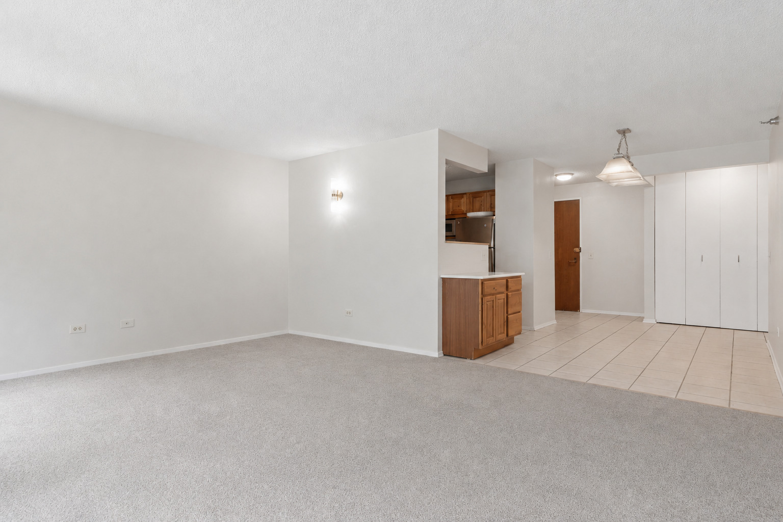 480 N MCCLURG Court Unit: 413