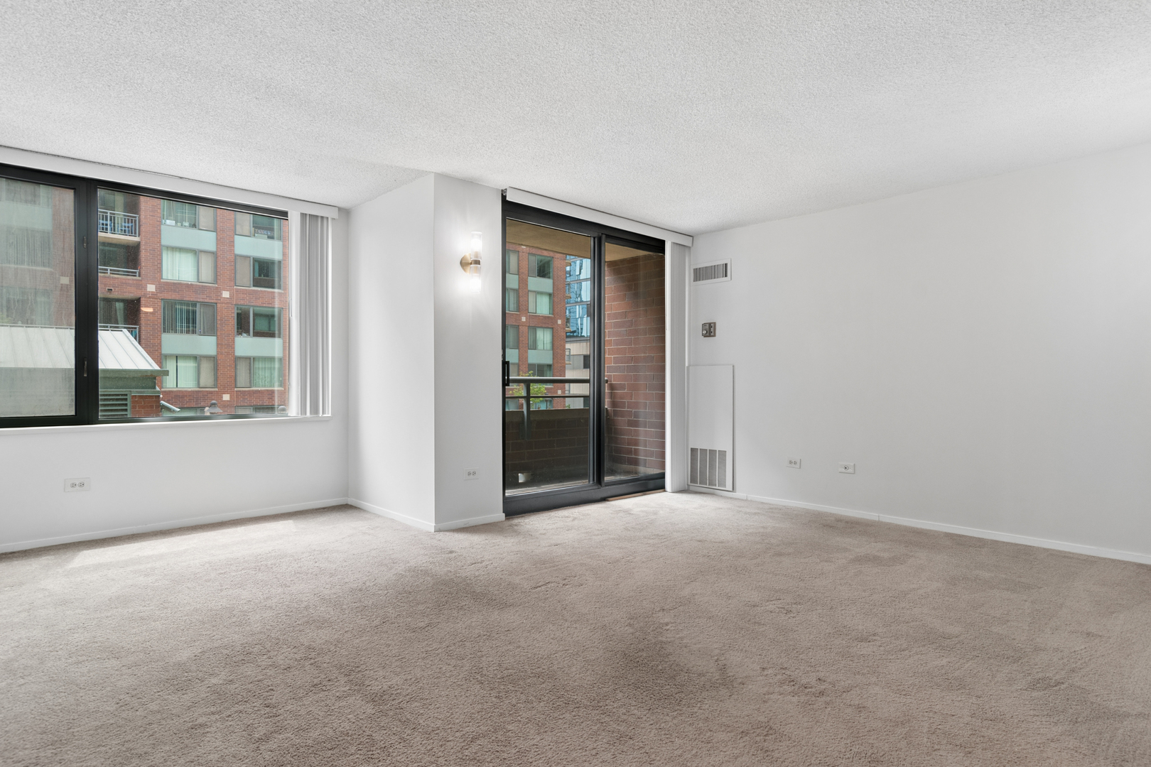 480 N MCCLURG Court Unit: 413