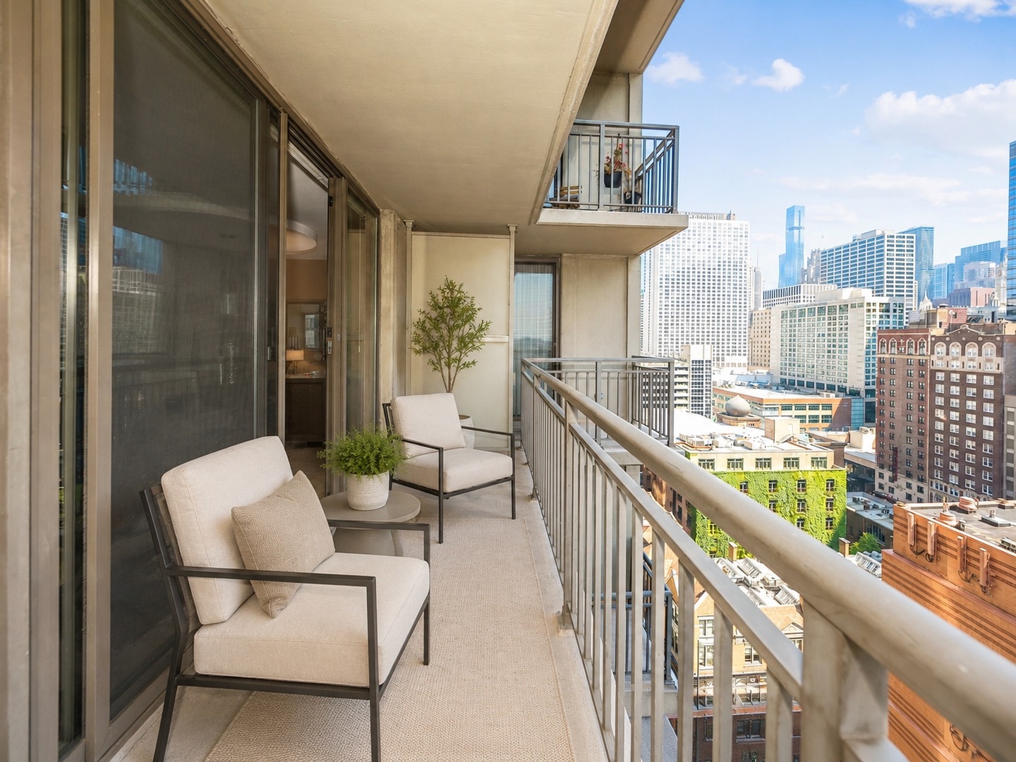 630 N State Street Unit: 1708