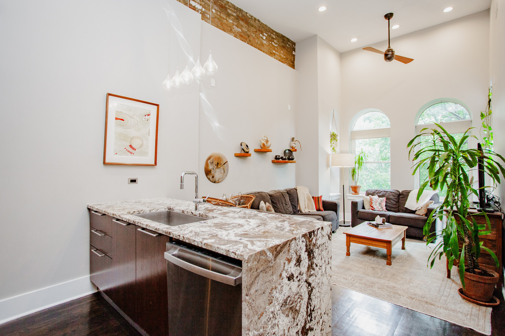 1735 W ERIE Street Unit: 3N
