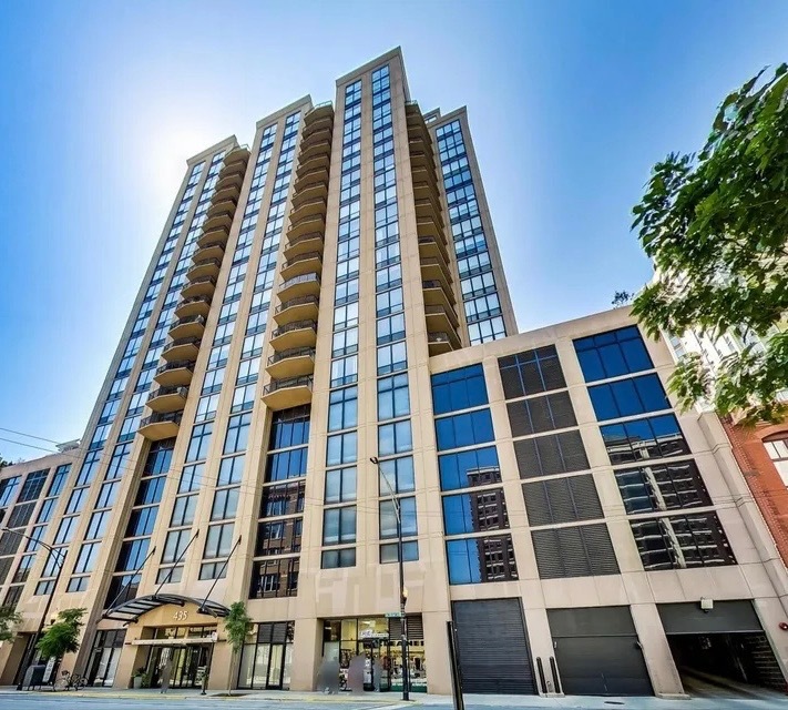 435 W Erie Street Unit: 1908