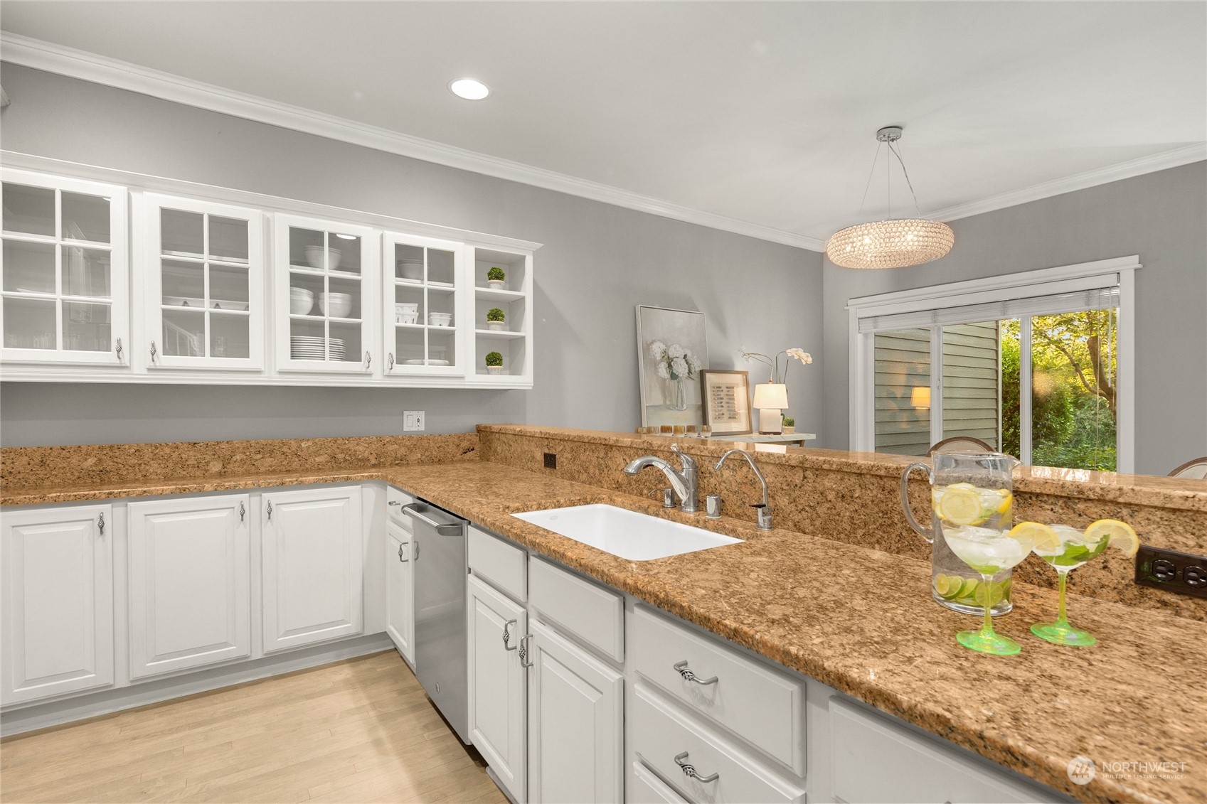 10032 NE 38th Court Unit: 804