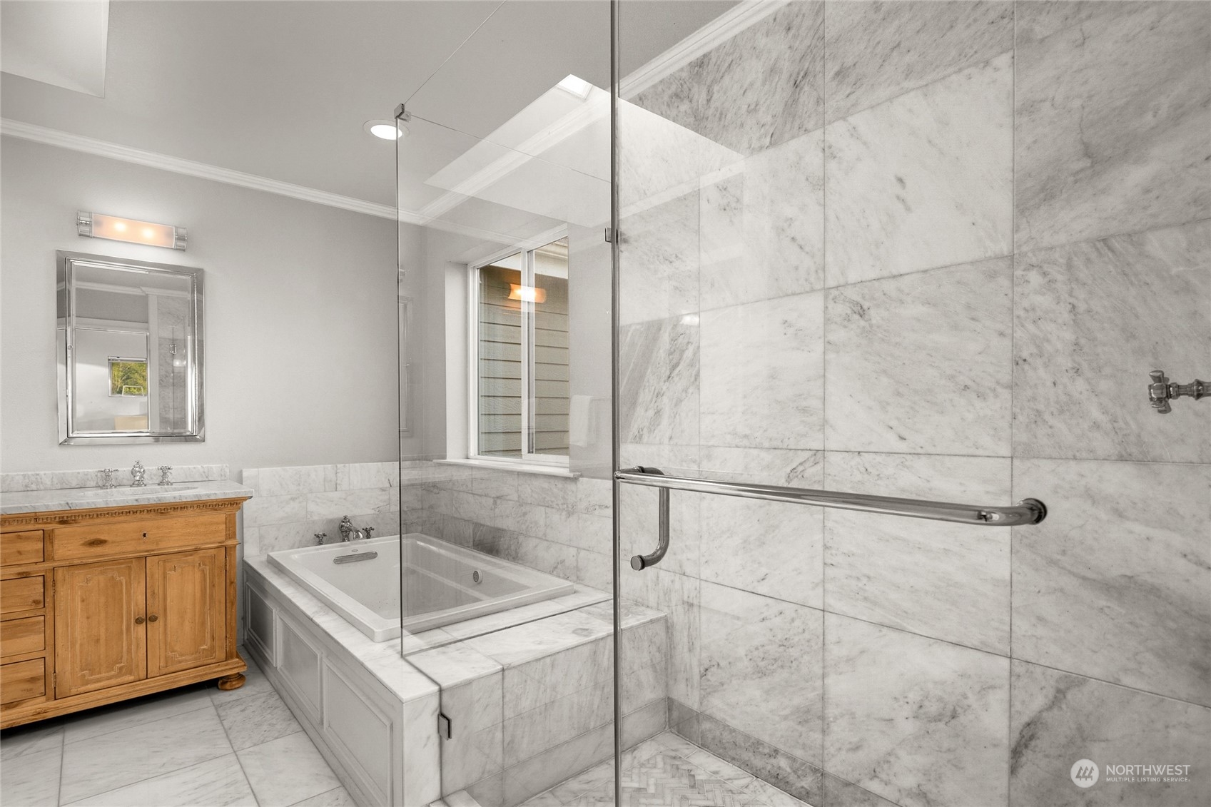 10032 NE 38th Court Unit: 804