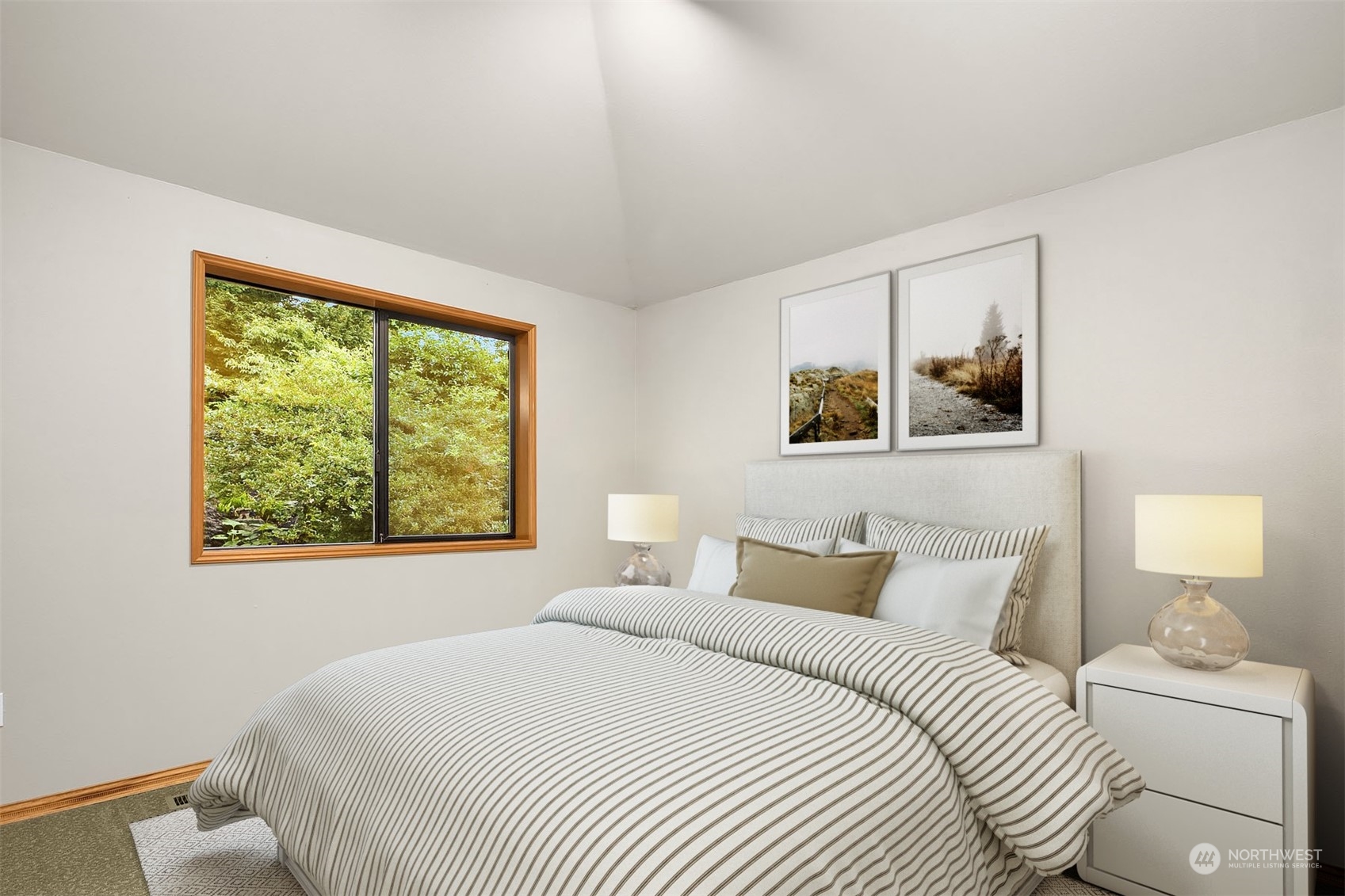 4002 Nassau Avenue NE