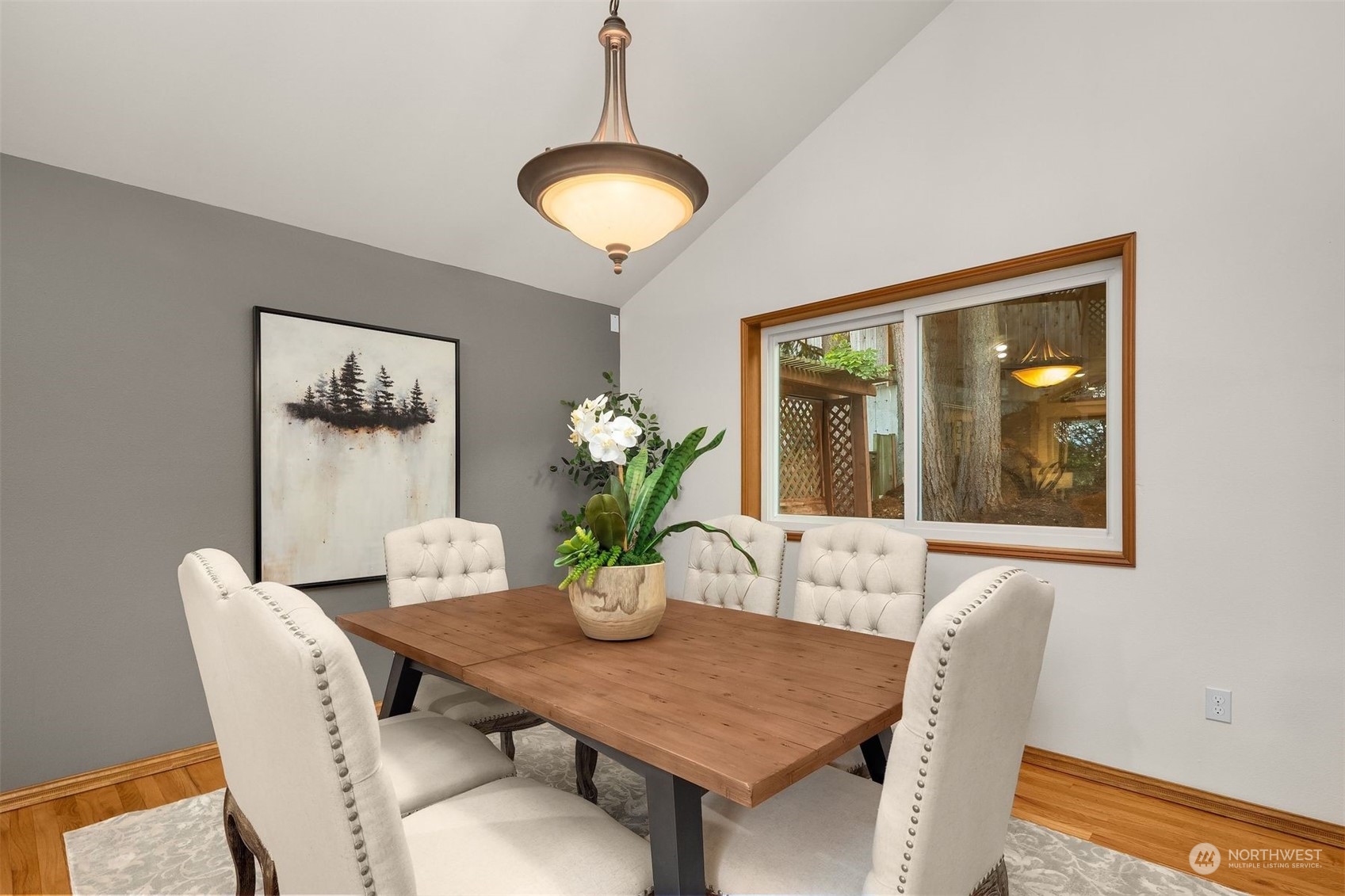 4002 Nassau Avenue NE