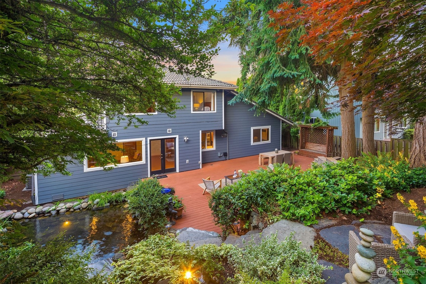 4002 Nassau Avenue NE