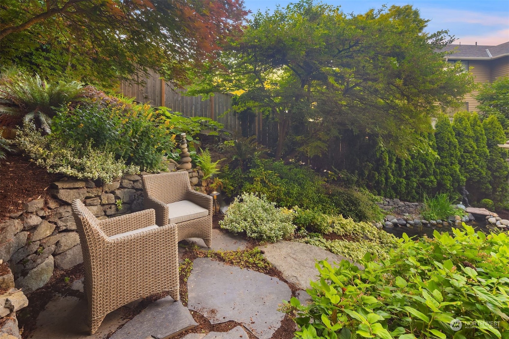 4002 Nassau Avenue NE