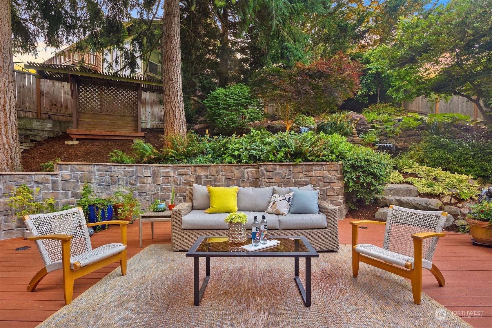 4002 Nassau Avenue NE