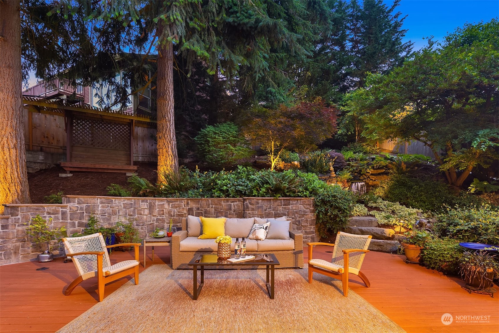 4002 Nassau Avenue NE