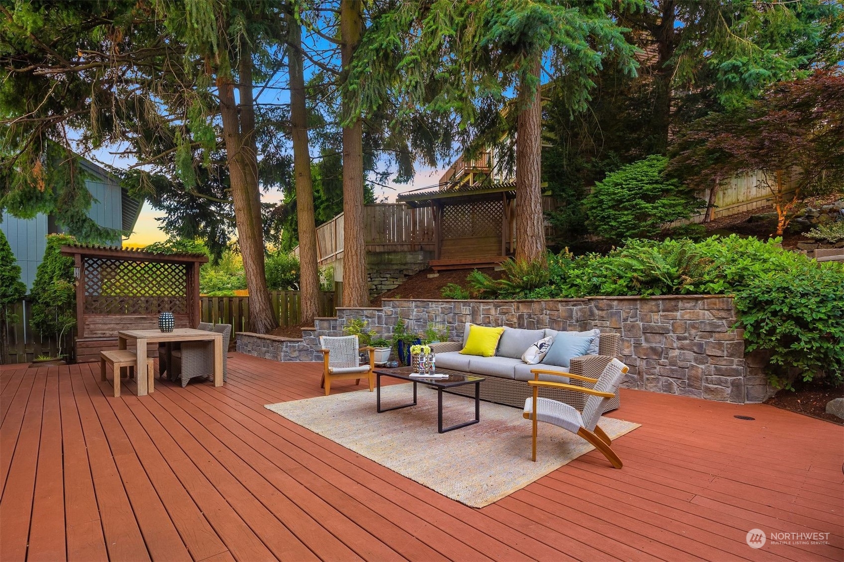 4002 Nassau Avenue NE