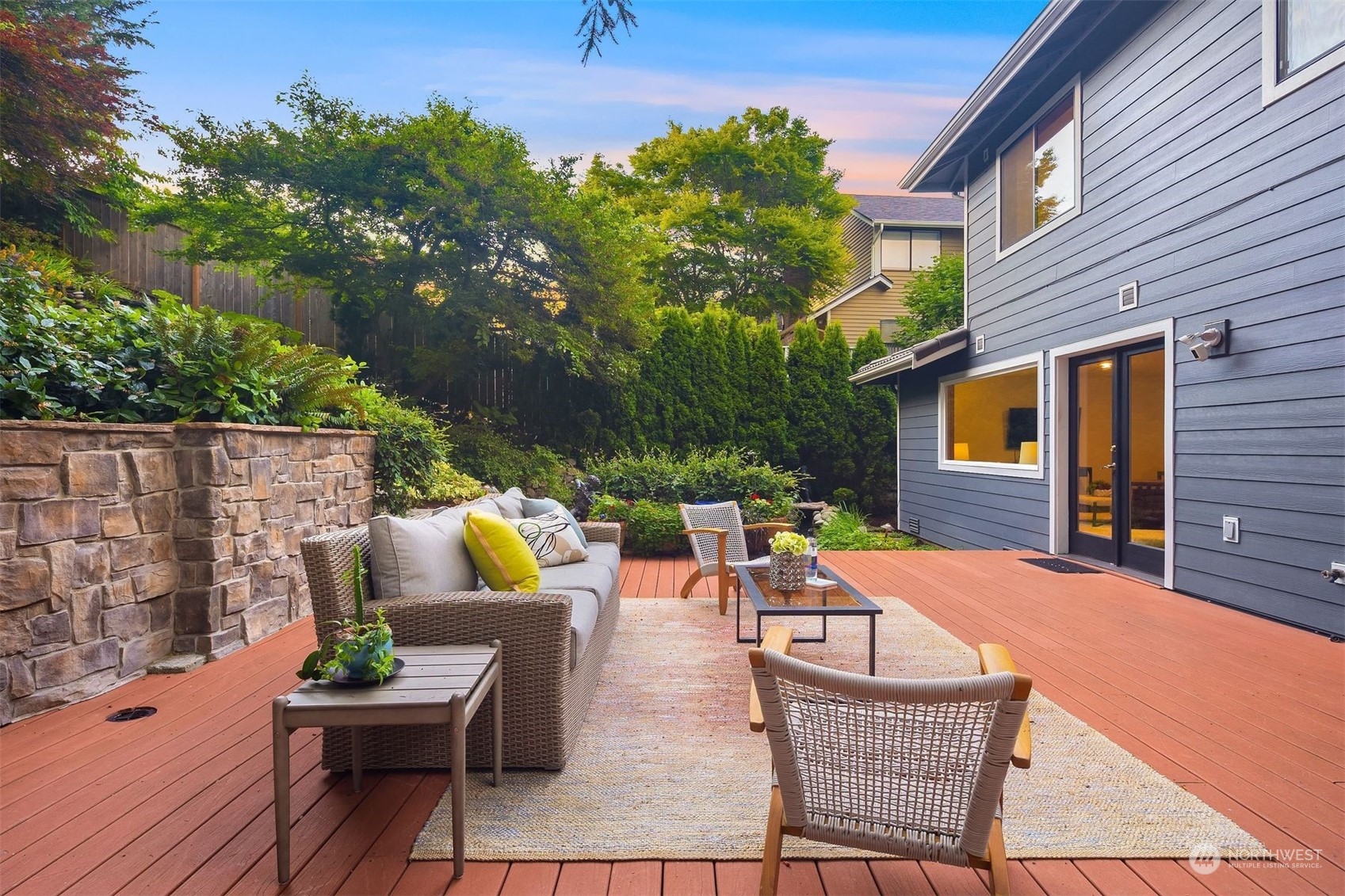 4002 Nassau Avenue NE