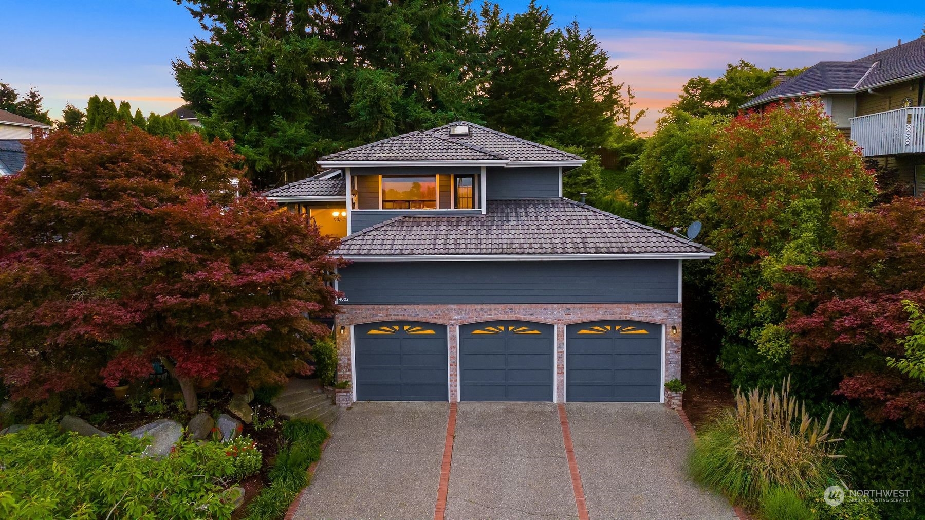 4002 Nassau Avenue NE