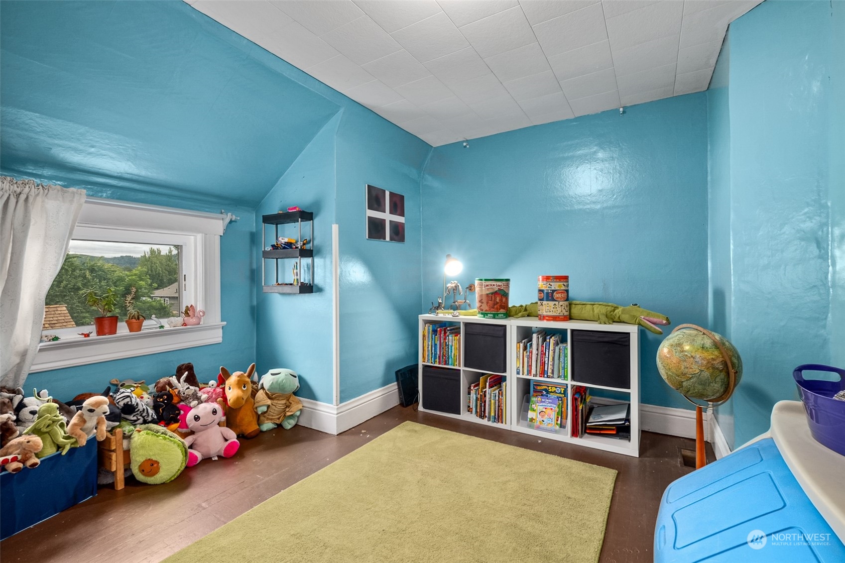 1037 Lafromboise Street