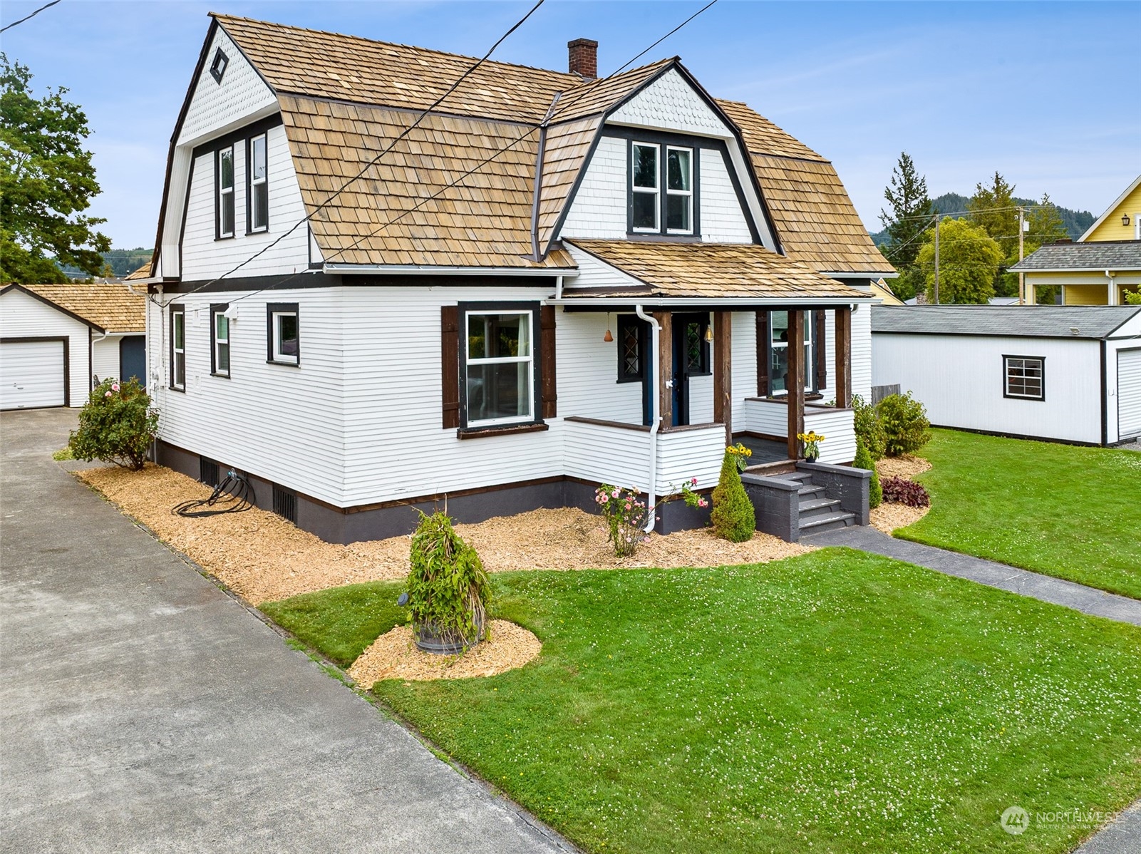 1037 Lafromboise Street