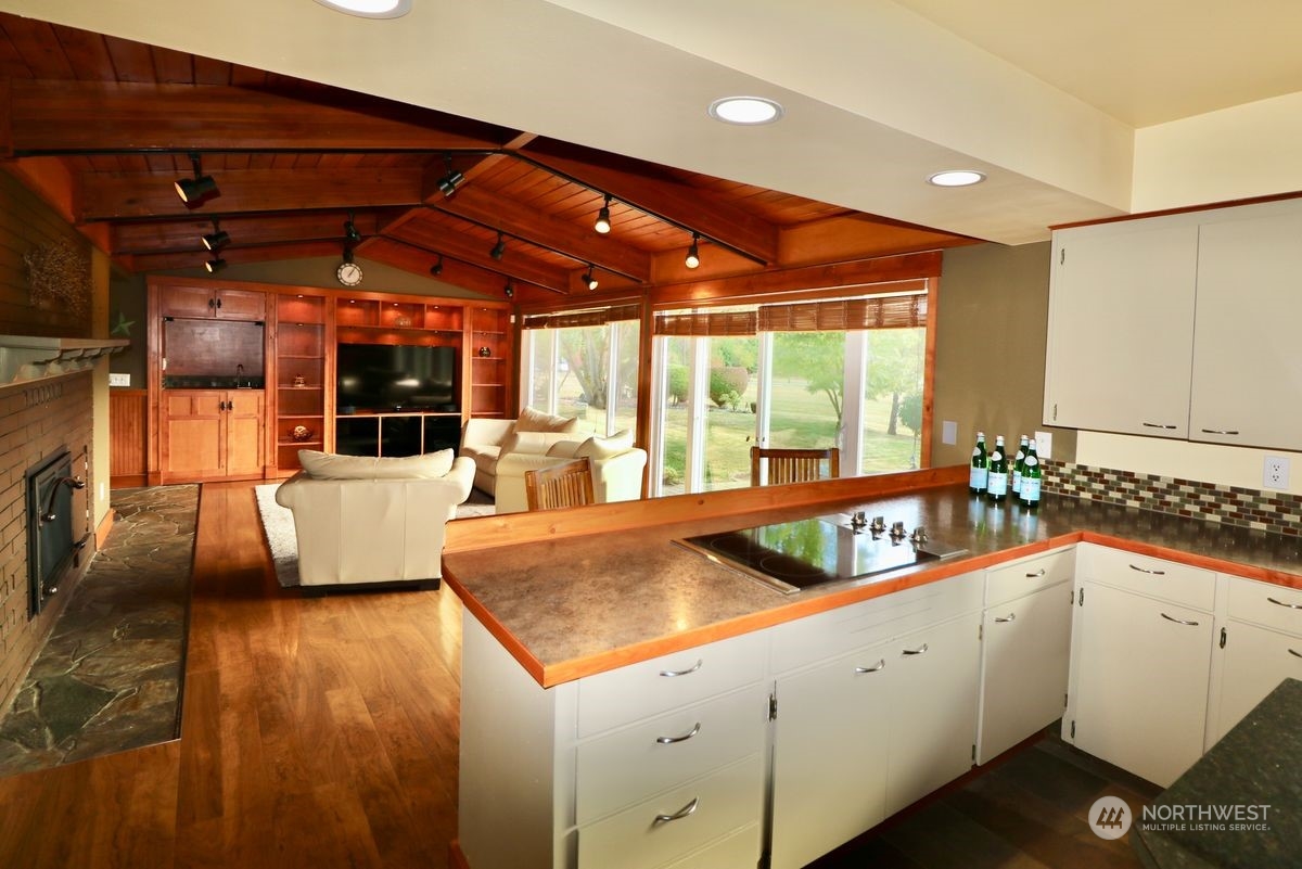 27124 SE 424th Street