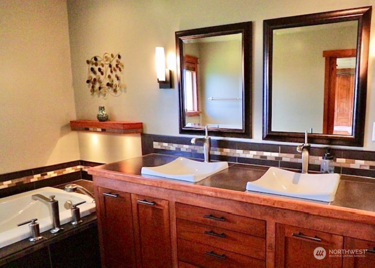 27124 SE 424th Street