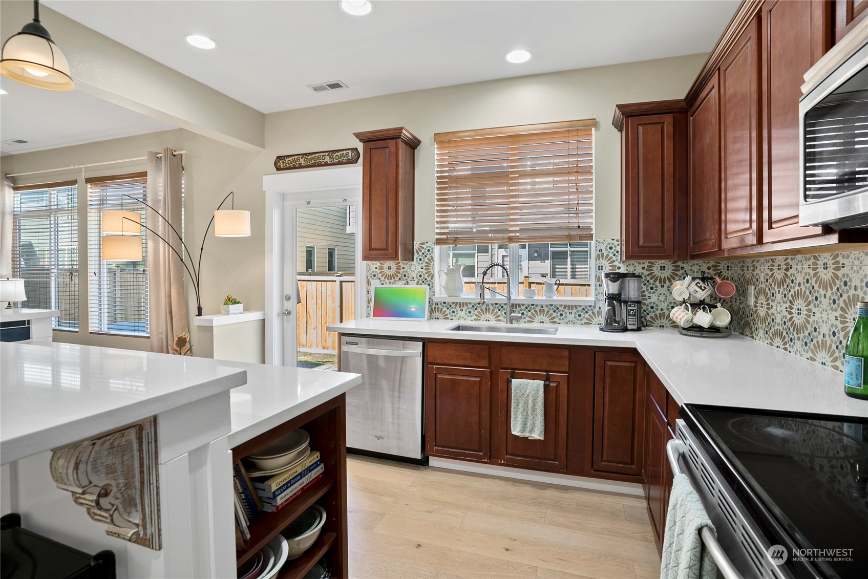 6417 40th Street Ct E