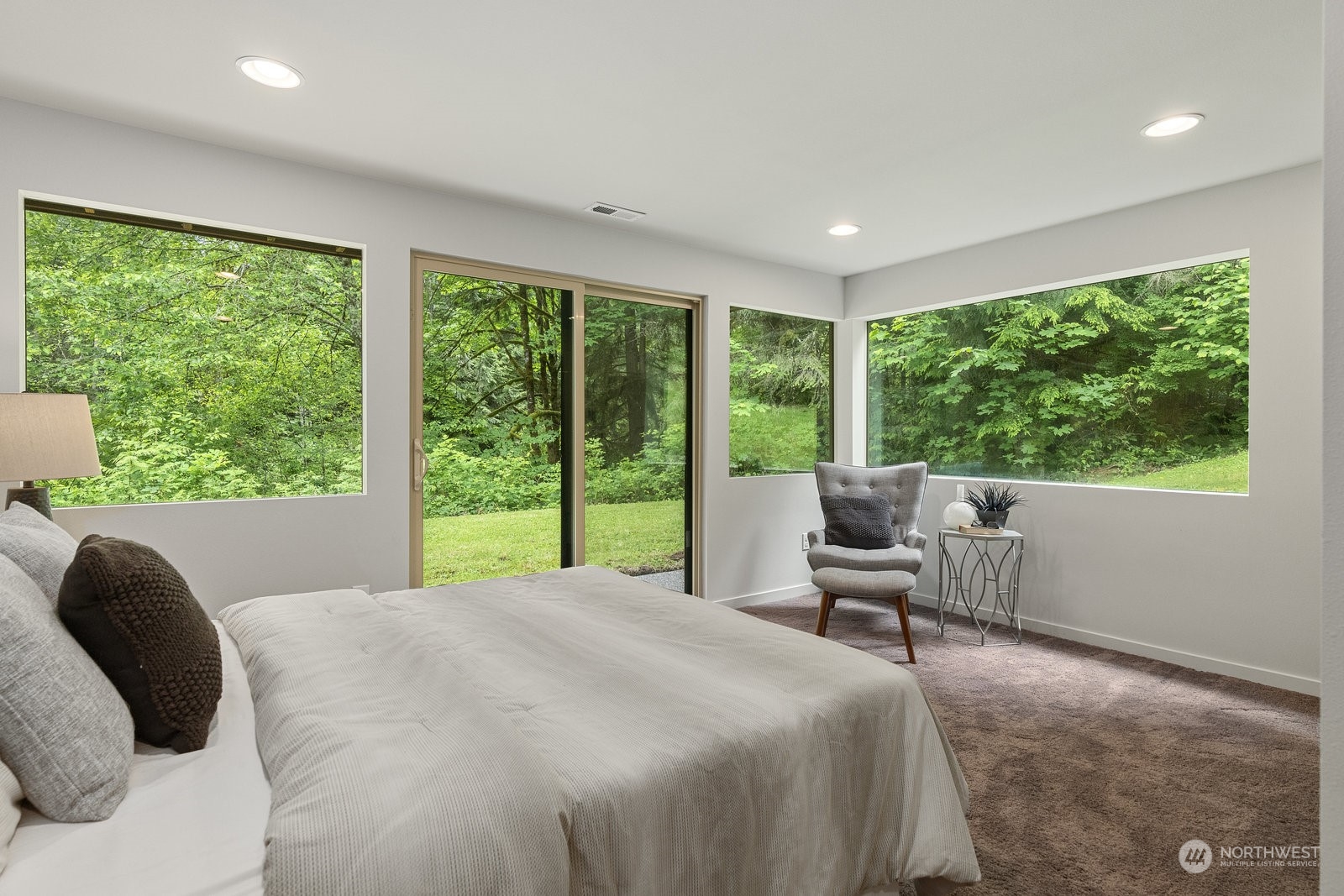 17106 208th Avenue NE