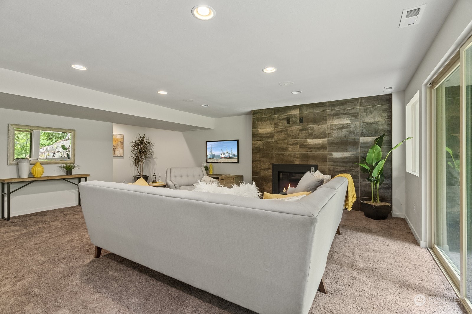 17106 208th Avenue NE