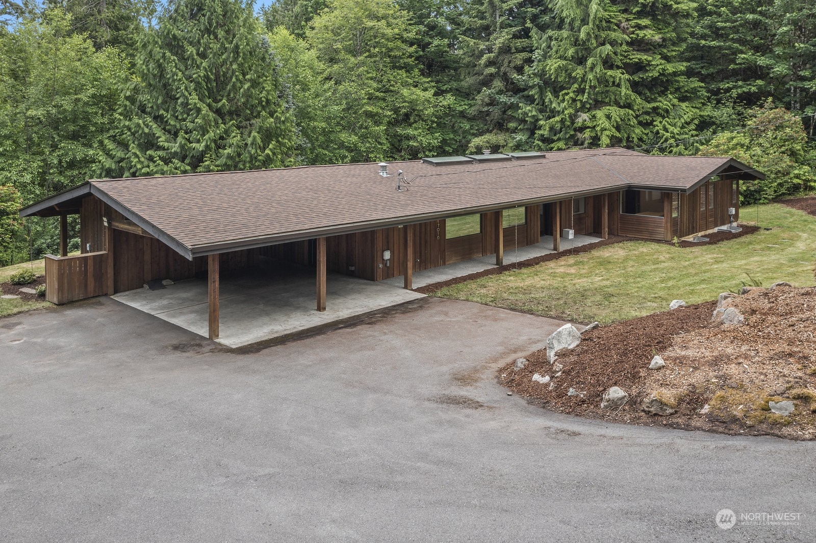 17106 208th Avenue NE