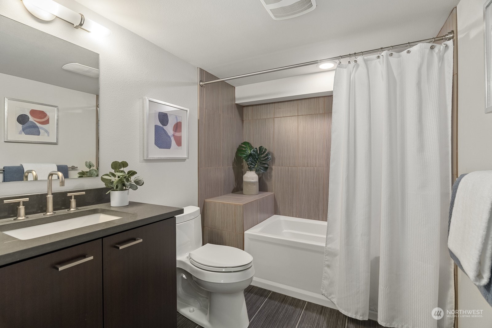 17106 208th Avenue NE