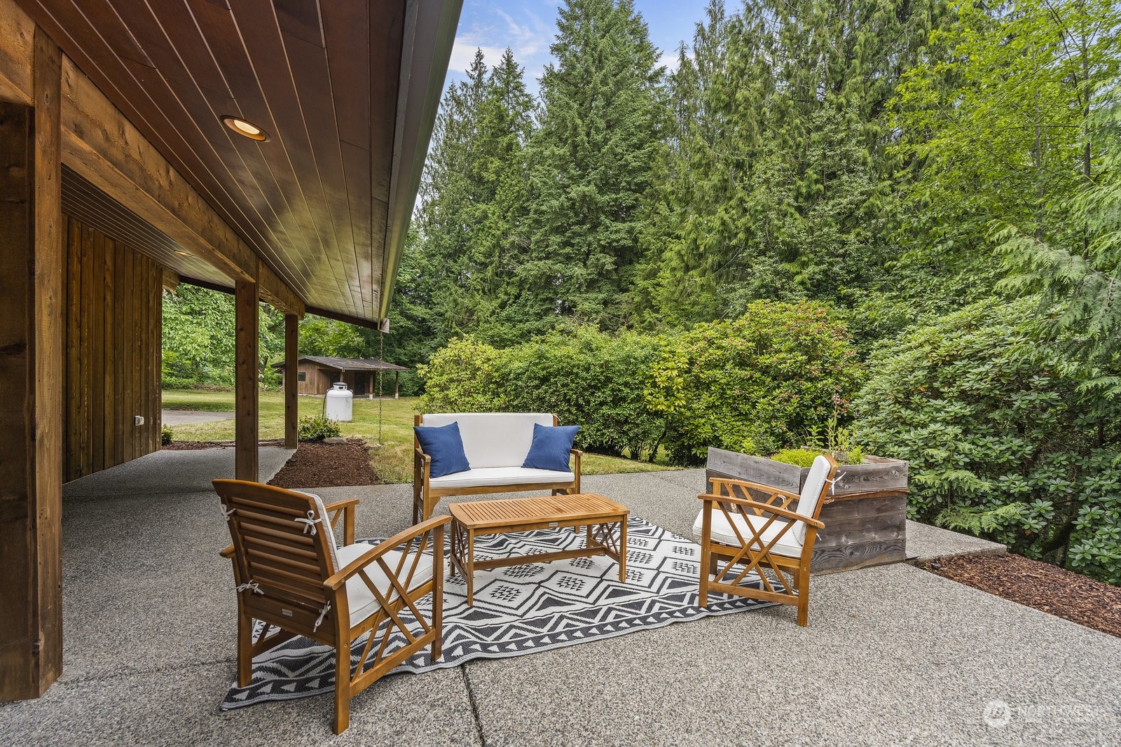 17106 208th Avenue NE