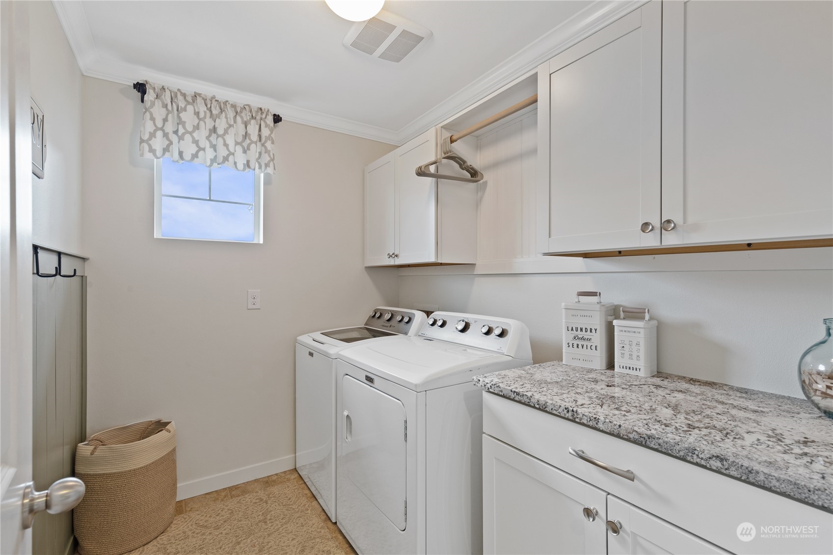 9009 Silverspot Court SE