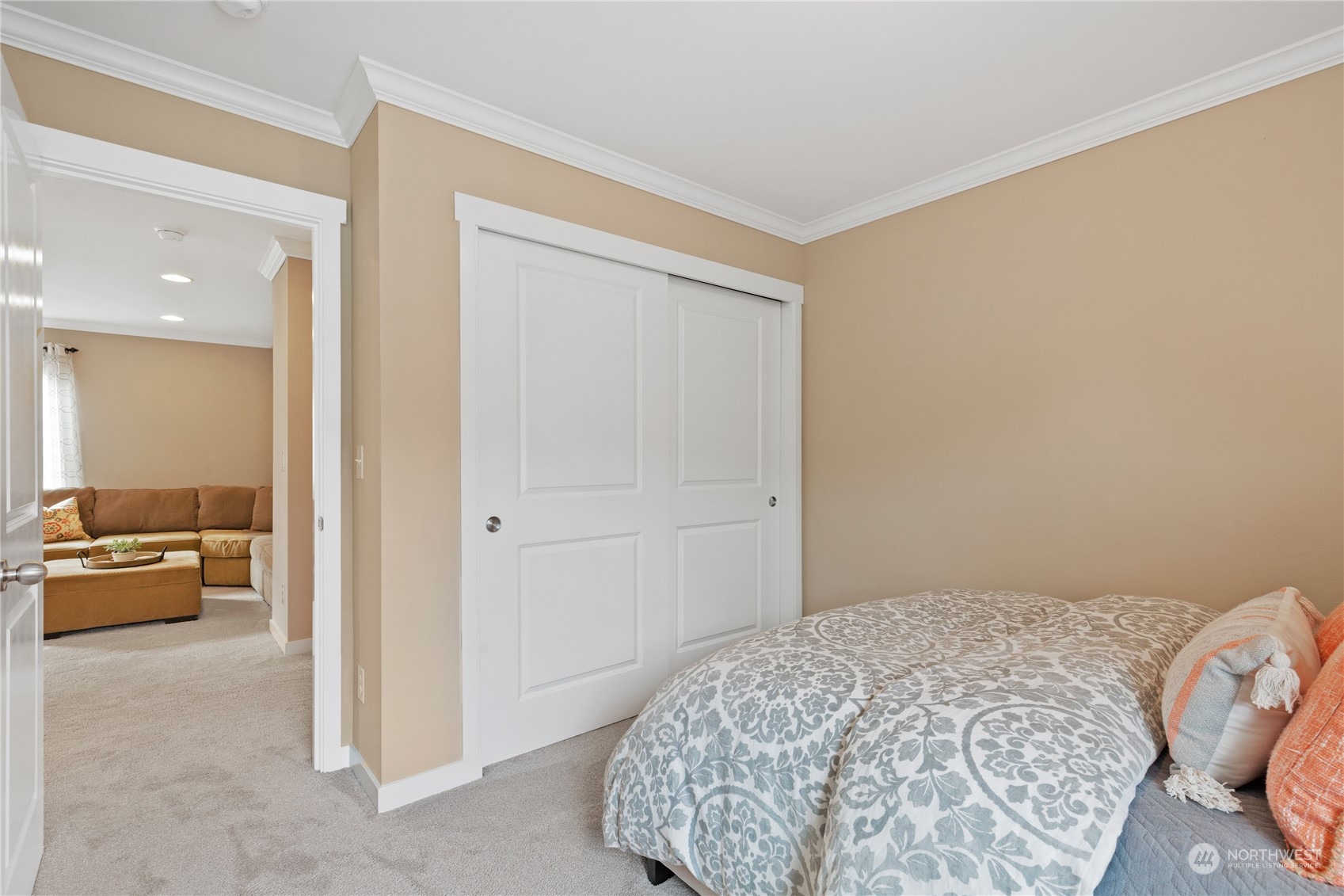 9009 Silverspot Court SE