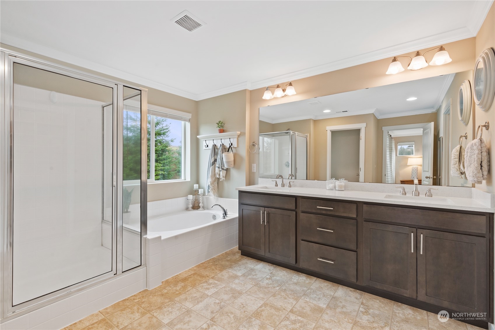 9009 Silverspot Court SE