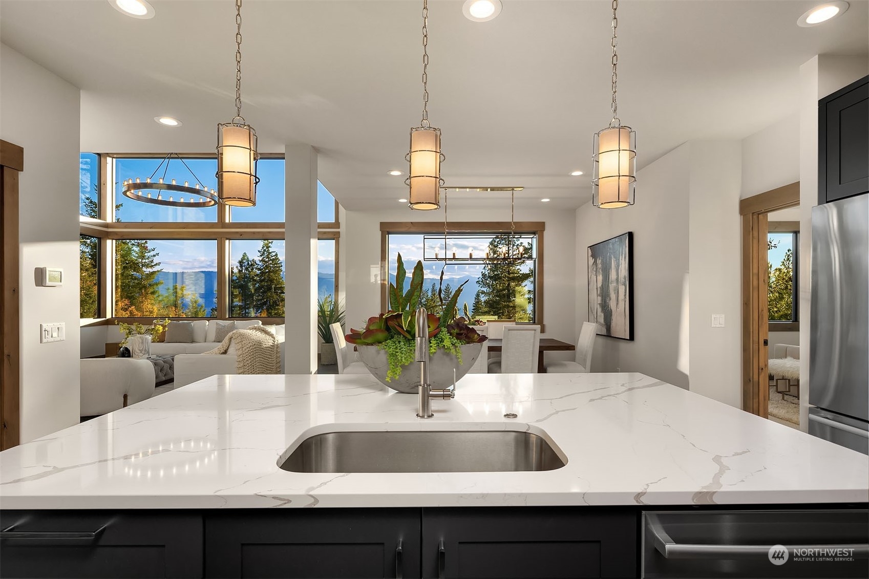 1610 Forest Ridge Drive