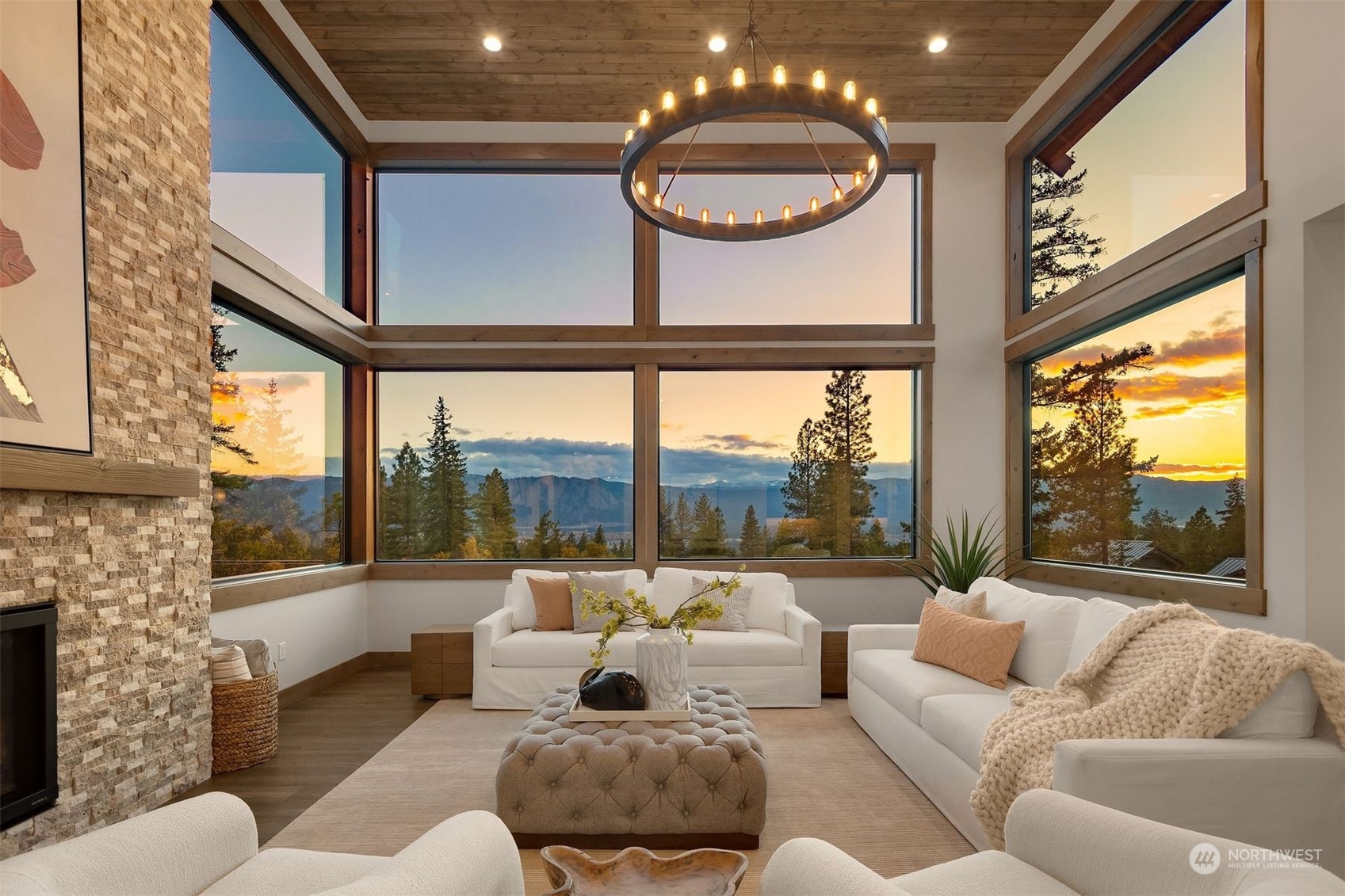 1610 Forest Ridge Drive