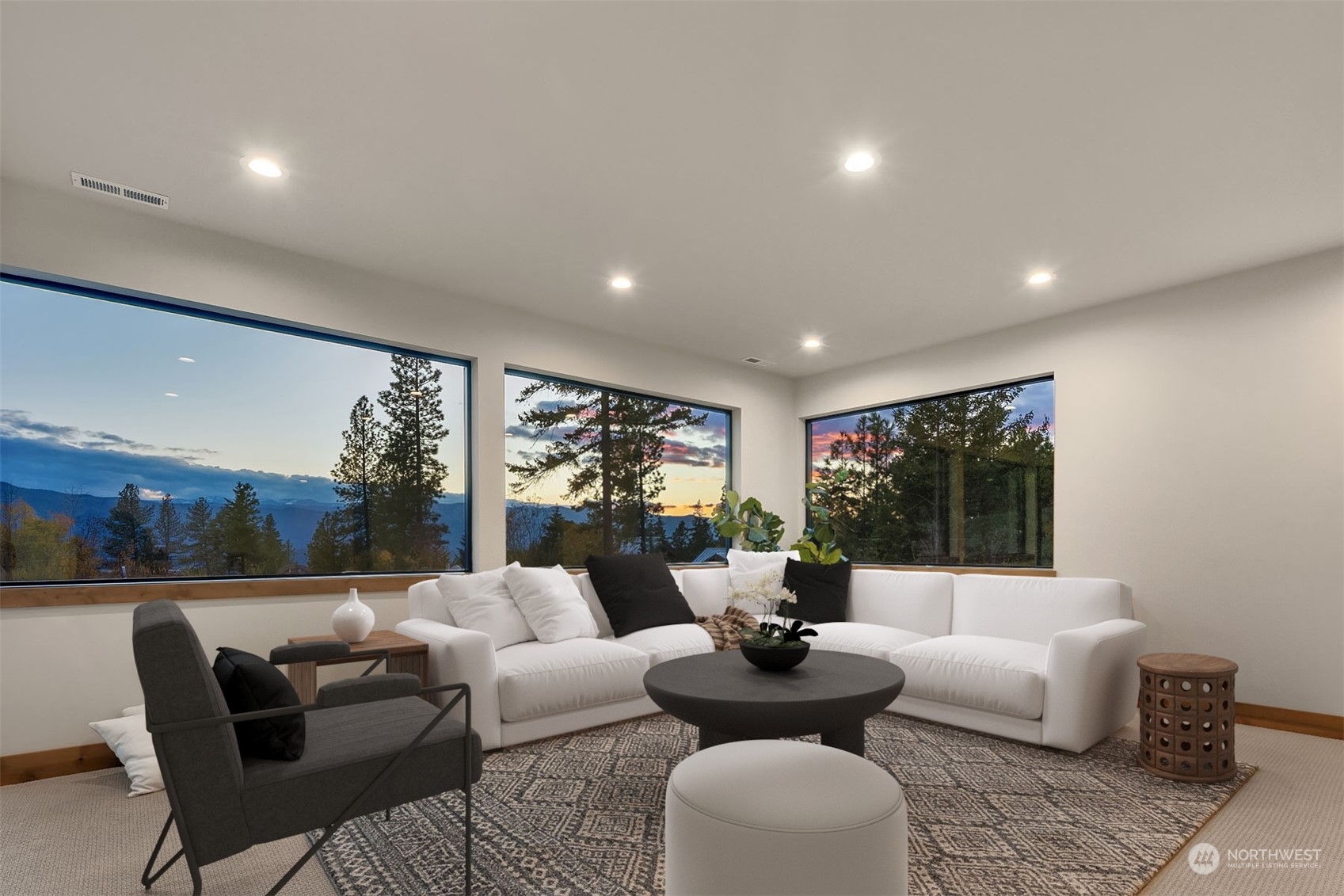 1610 Forest Ridge Drive