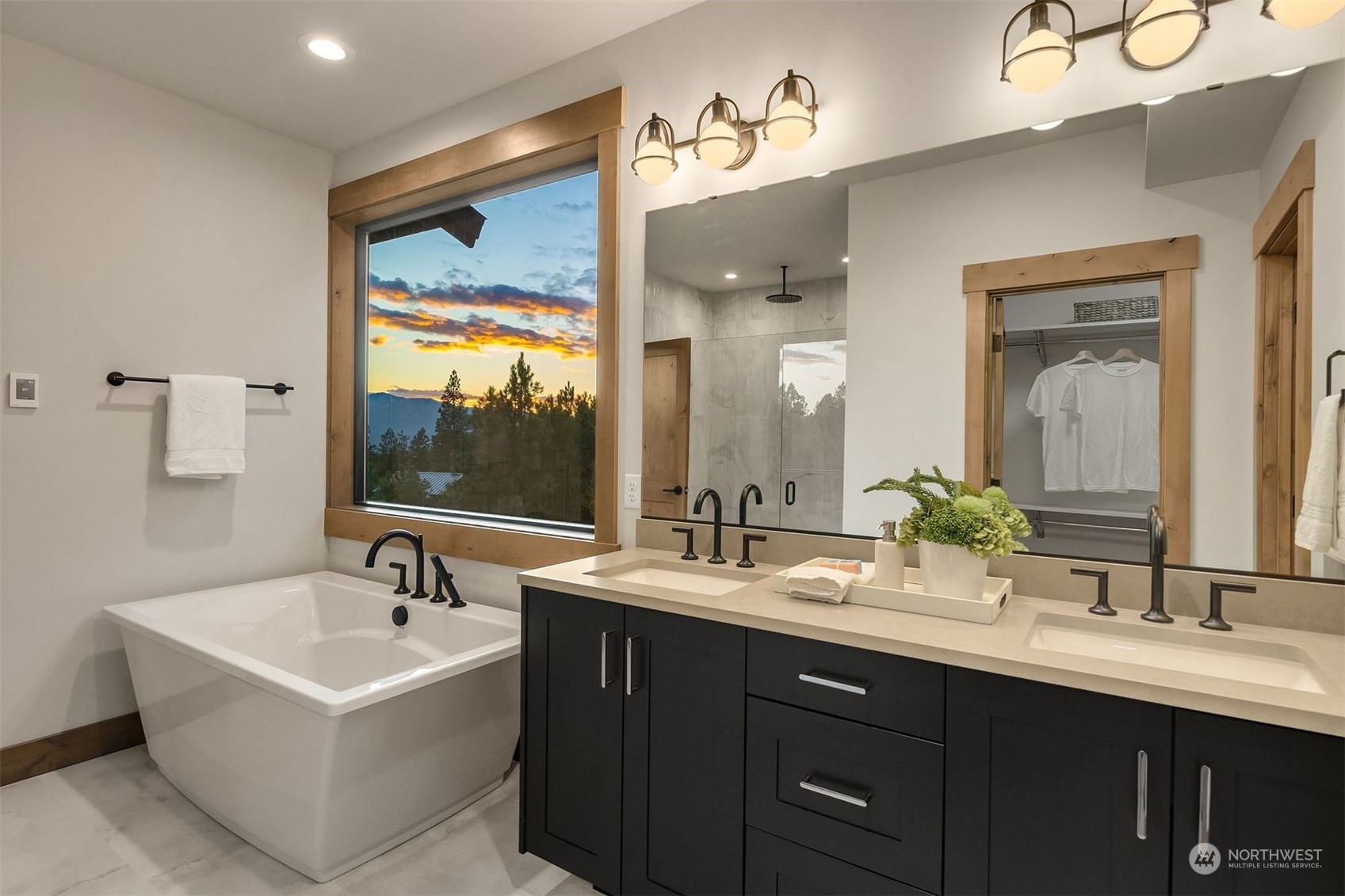 1610 Forest Ridge Drive