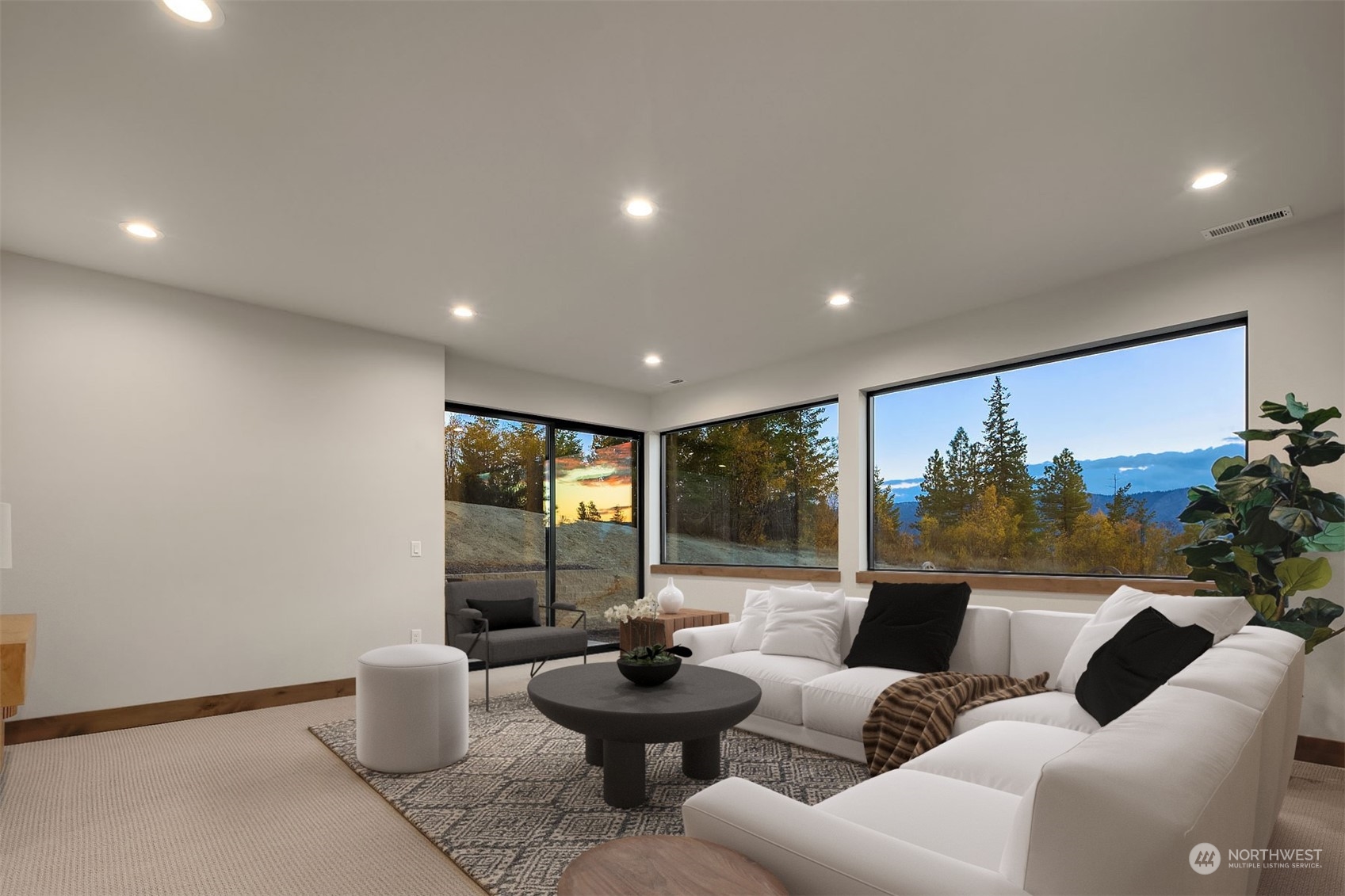 1610 Forest Ridge Drive