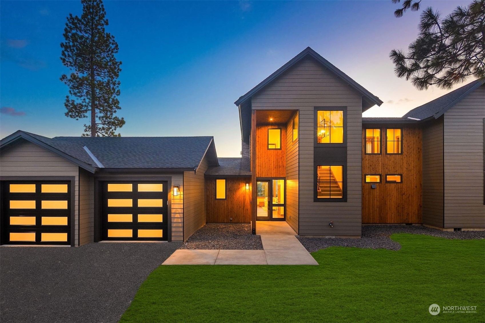 1610 Forest Ridge Drive