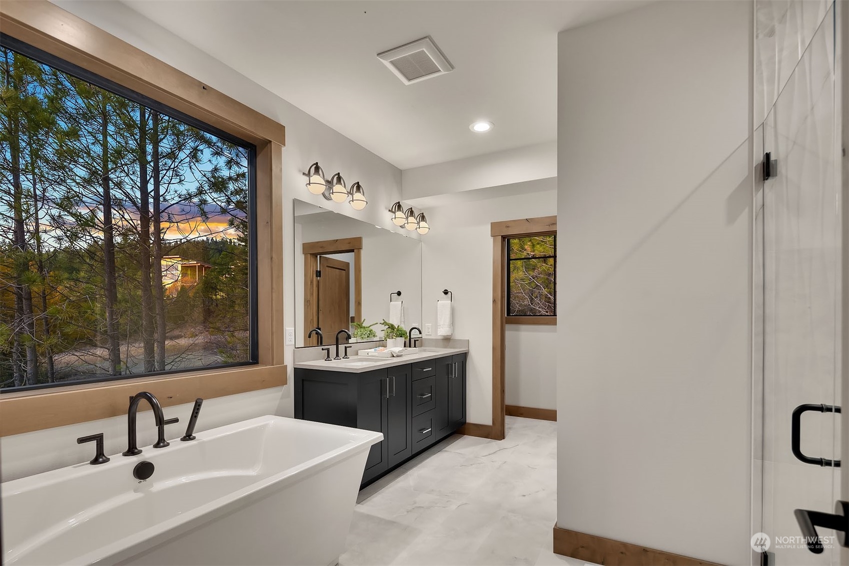 1610 Forest Ridge Drive