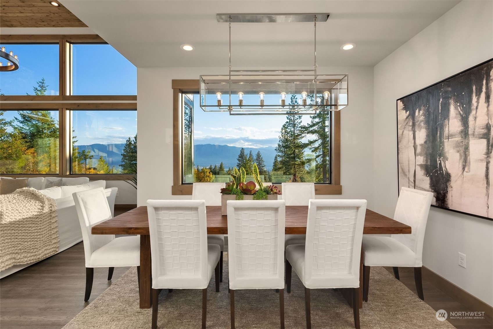 1610 Forest Ridge Drive