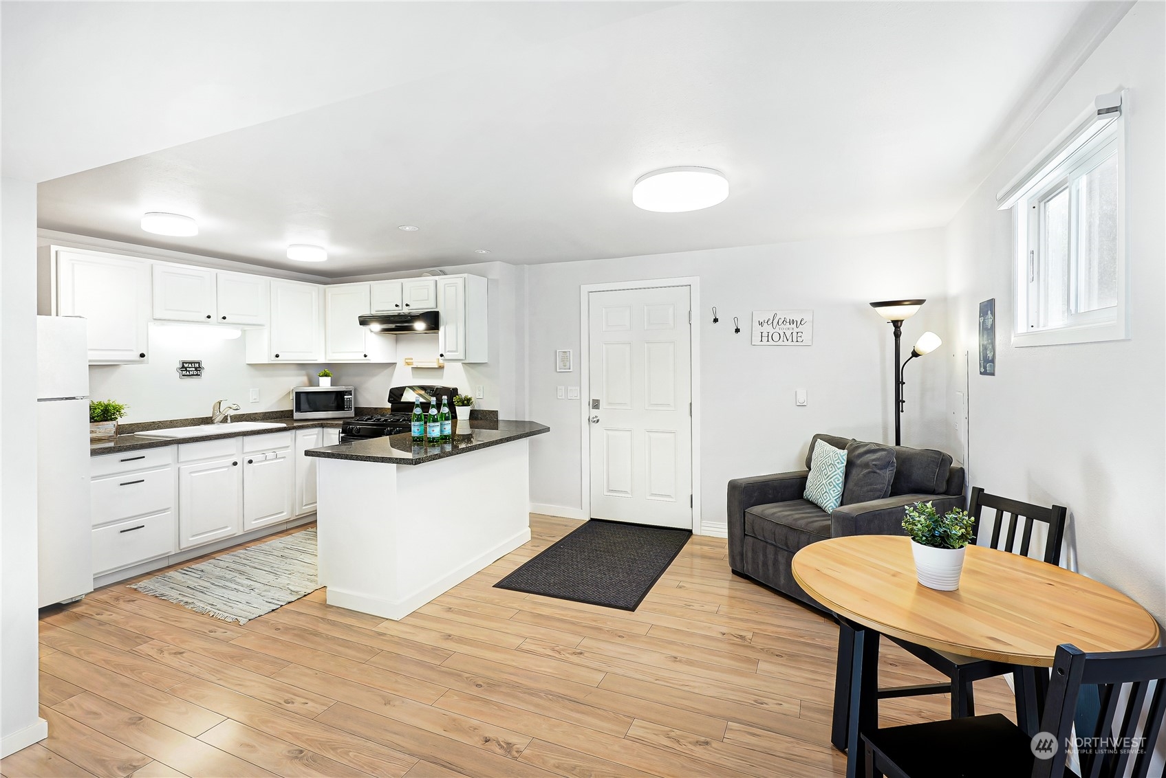 2125 Edmonds Avenue NE