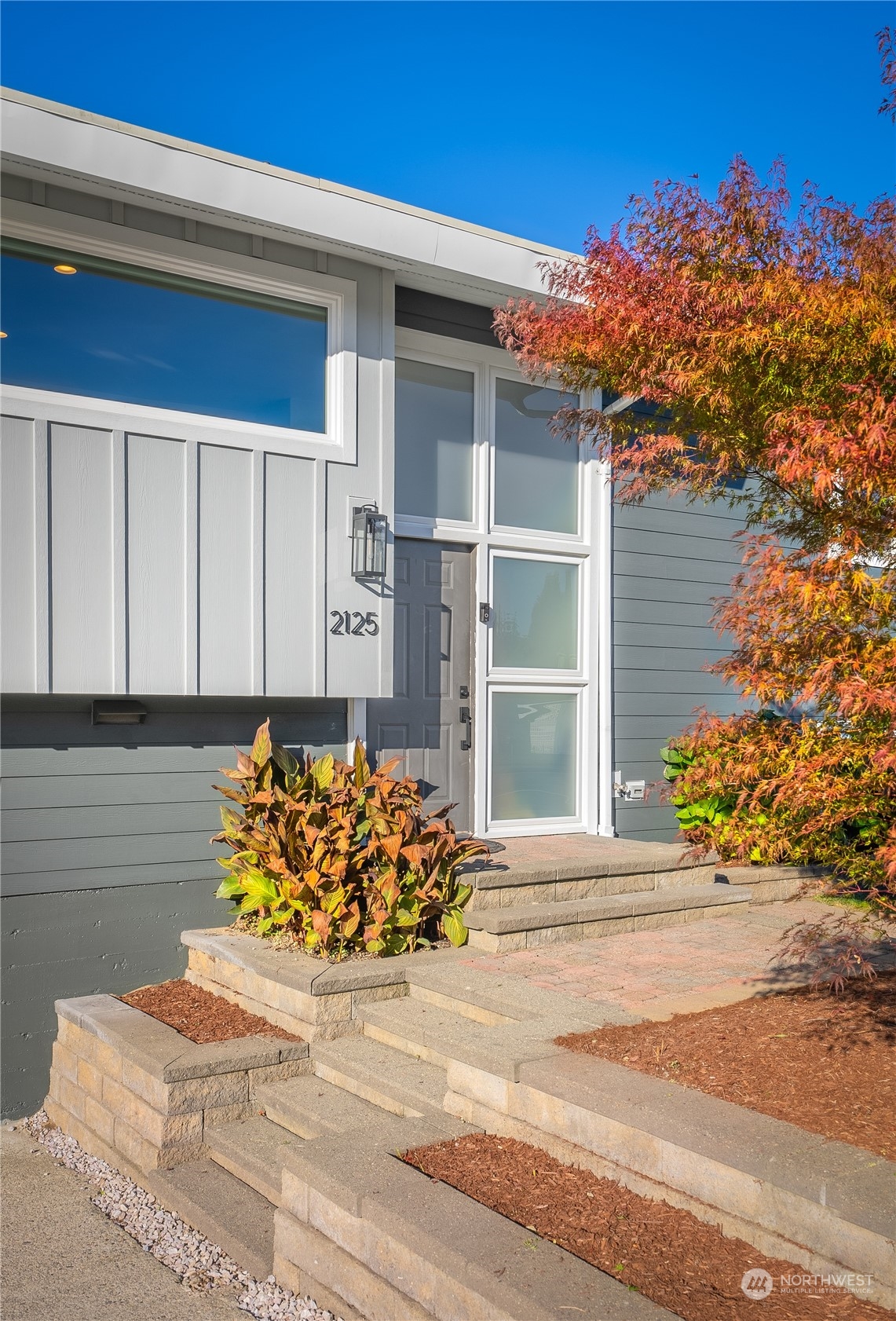 2125 Edmonds Avenue NE