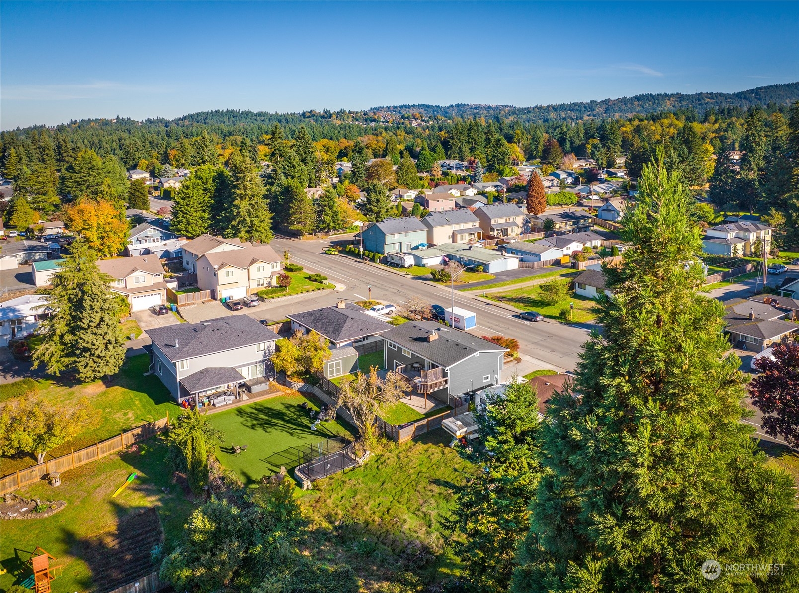 2125 Edmonds Avenue NE